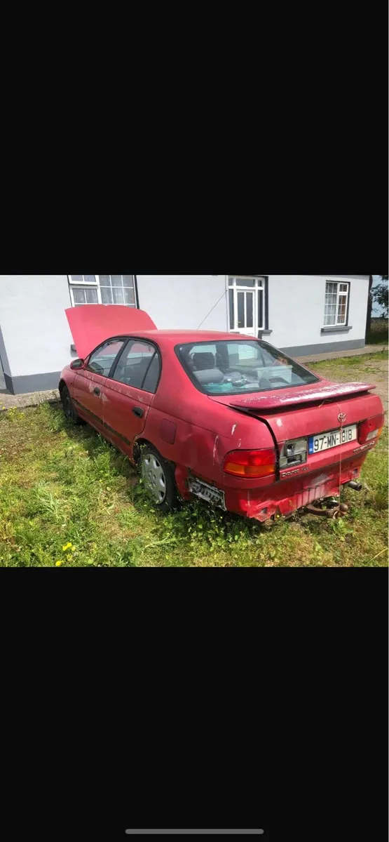 Toyota carina 2.0 liter - Image 2