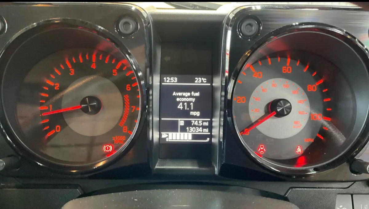 2024 Suzuki Jimny 1.5 Allgrip commercial - Image 3