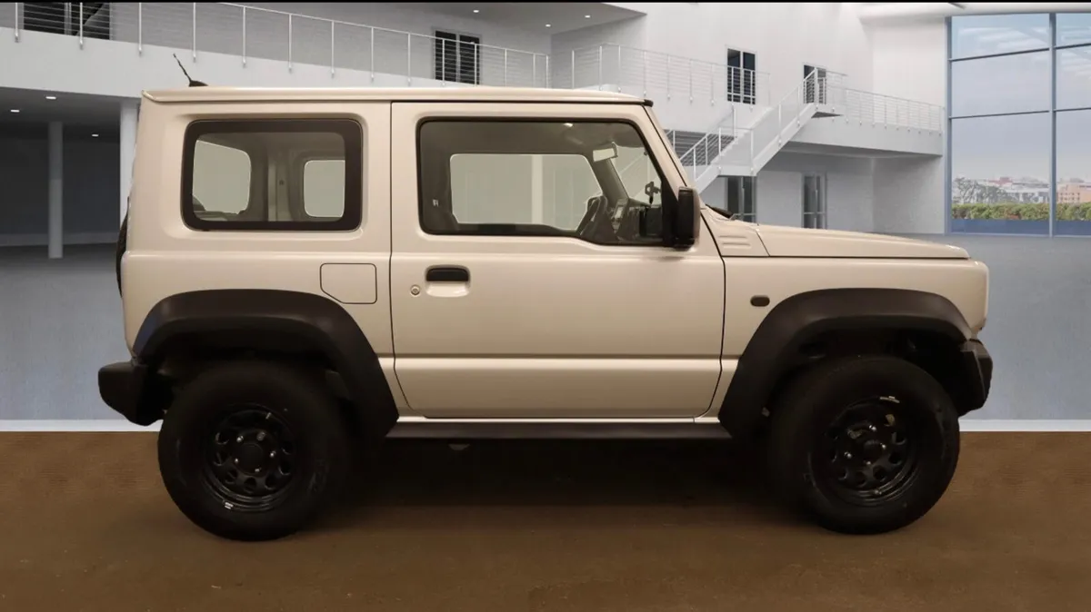 2024 Suzuki Jimny 1.5 Allgrip commercial - Image 4