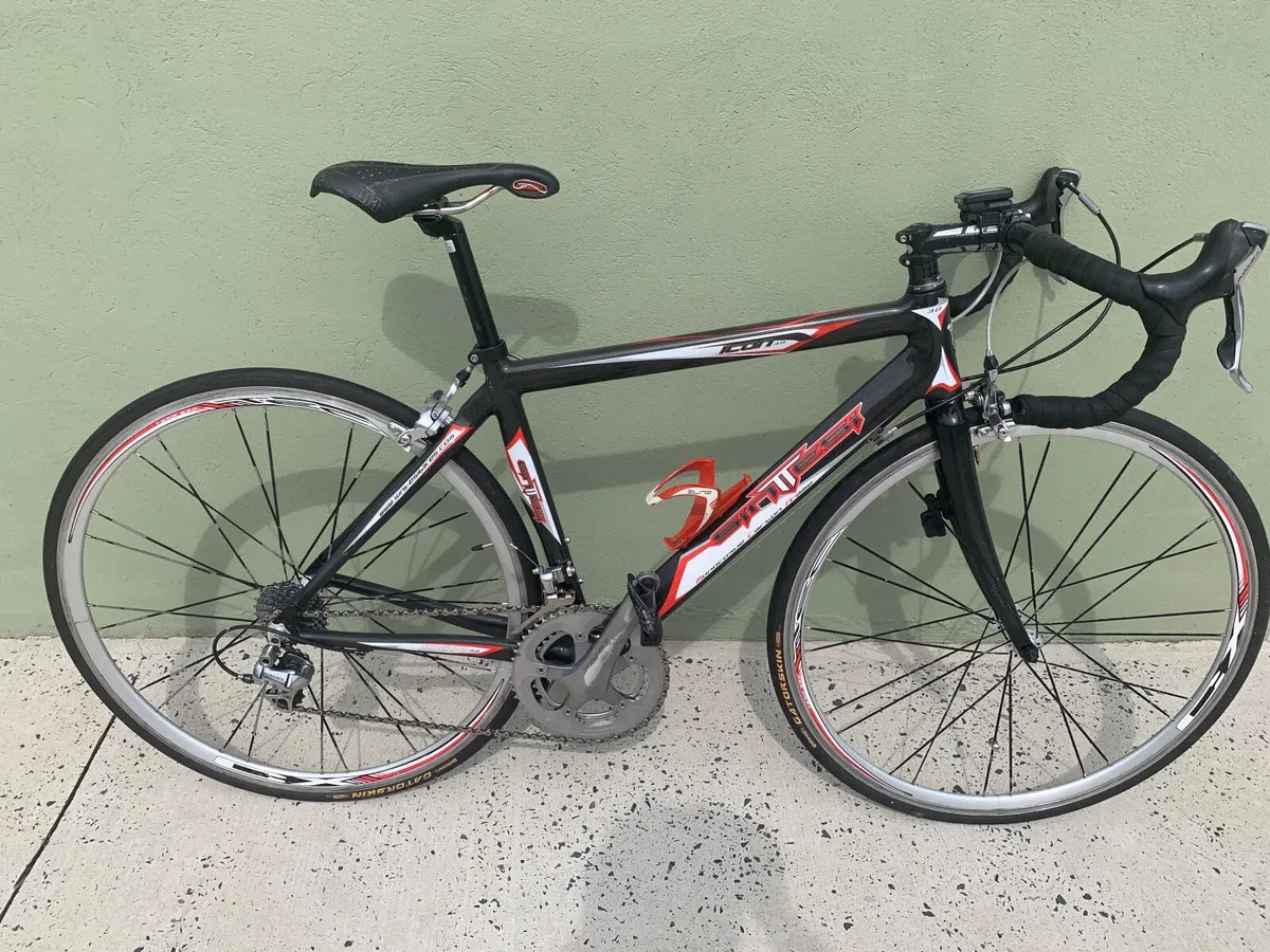 Carbon Sintessi racing bike - Image 1