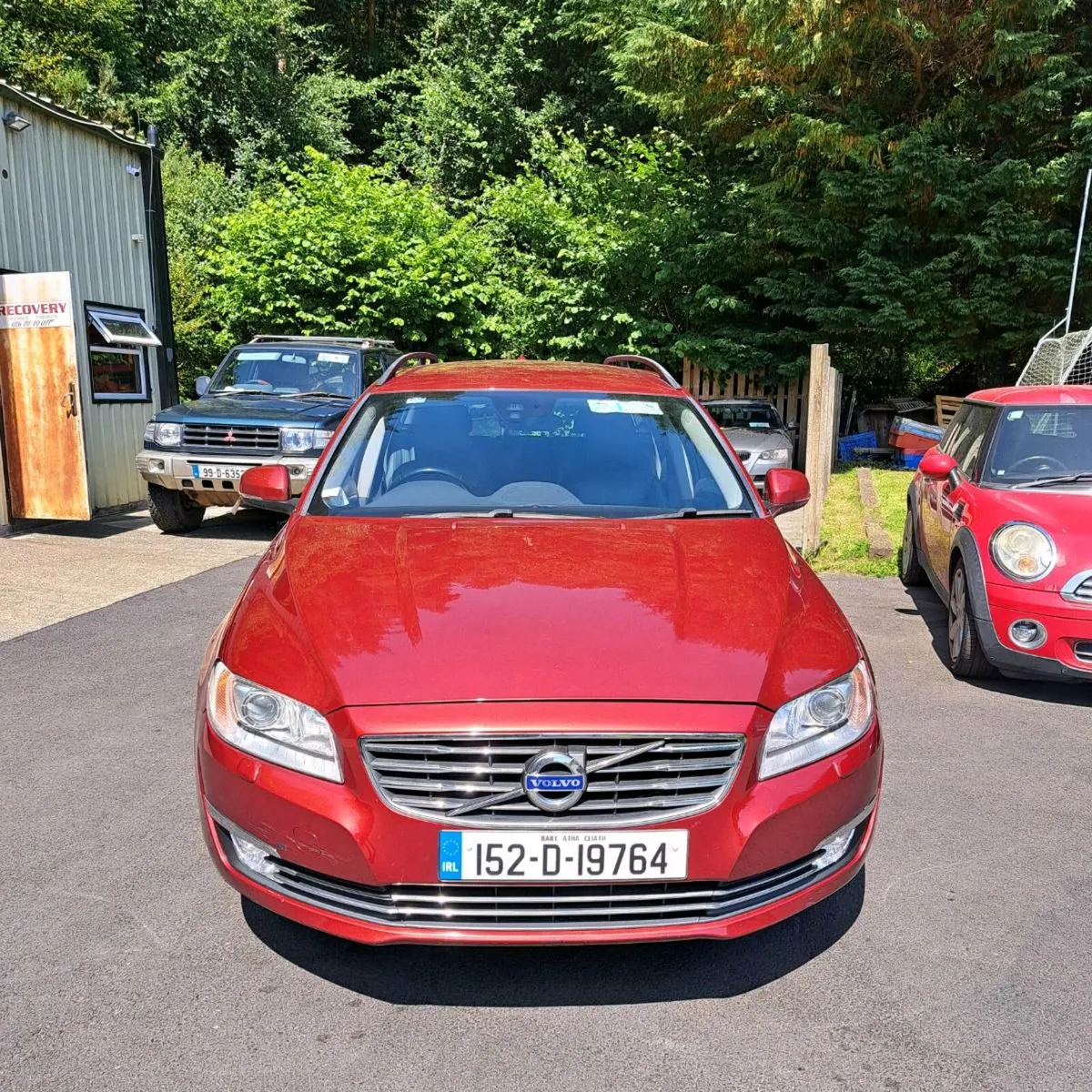 Volvo V70 - Image 1