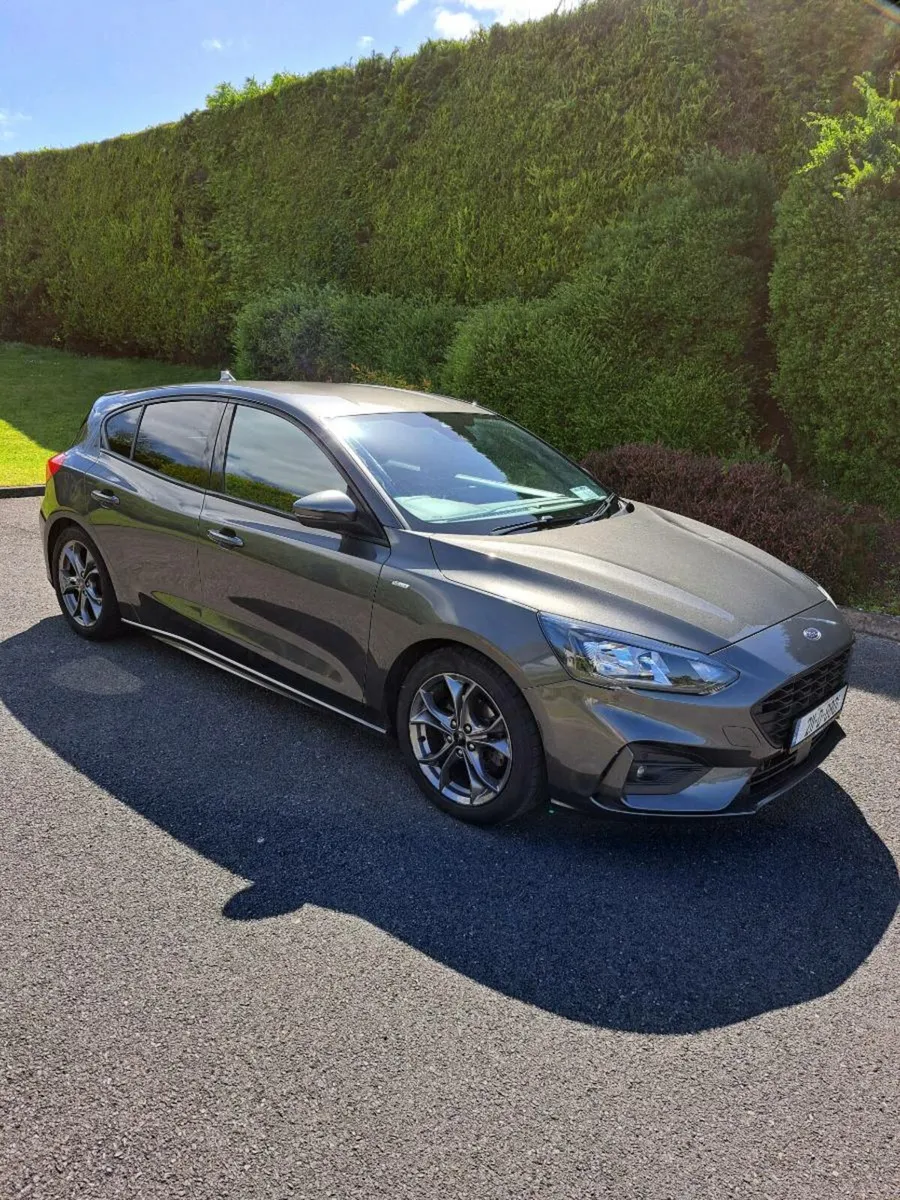 Ford Focus - Image 2