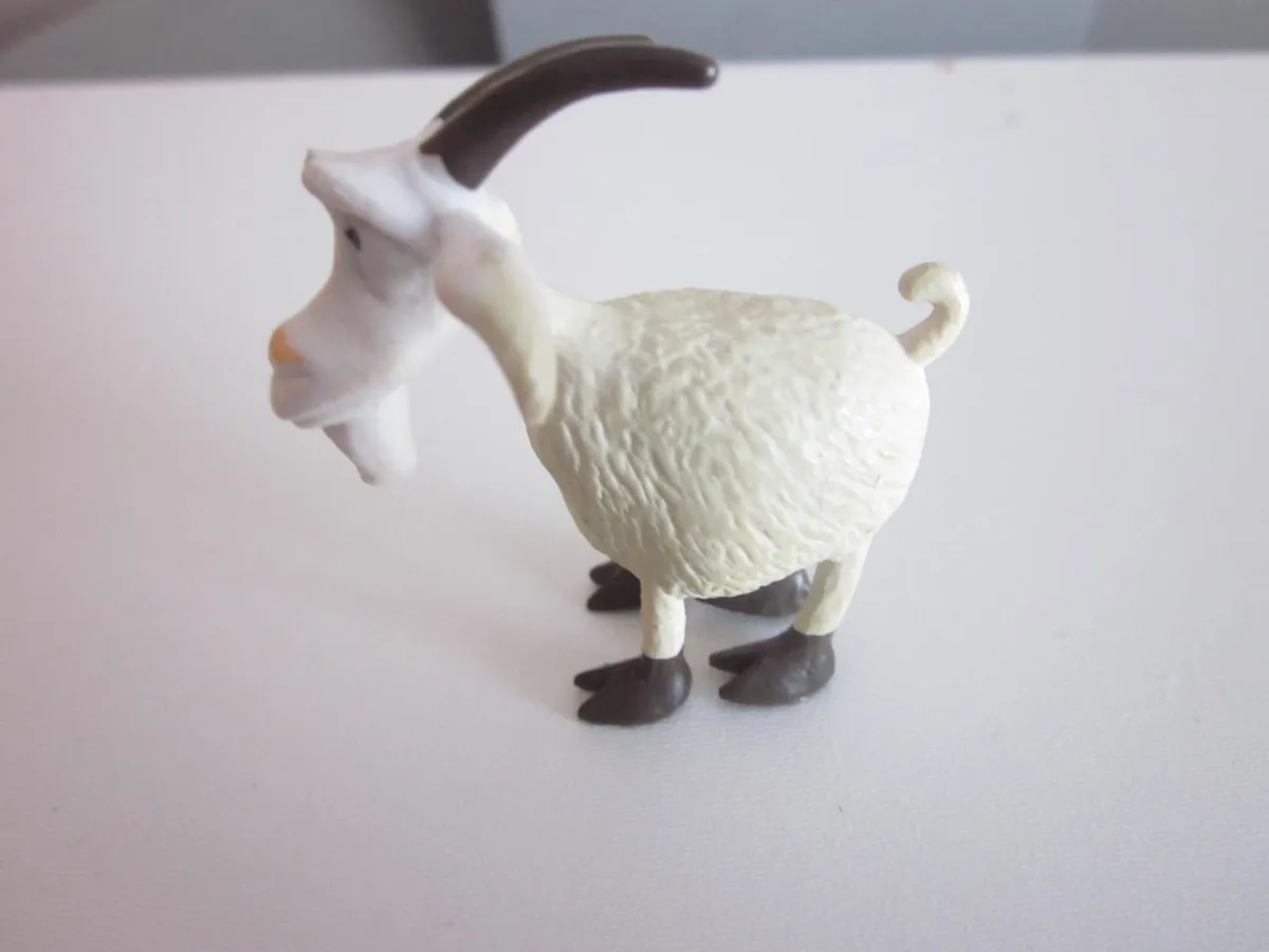 Masha and the Bear Figures Goat - Image 2