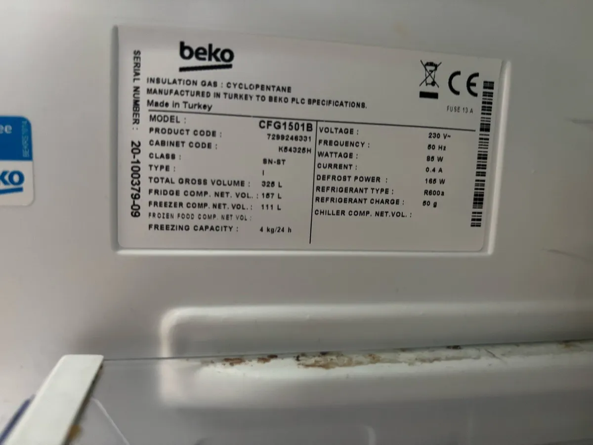 BEKO 40/60 Fridge Freezer - Black - Image 4