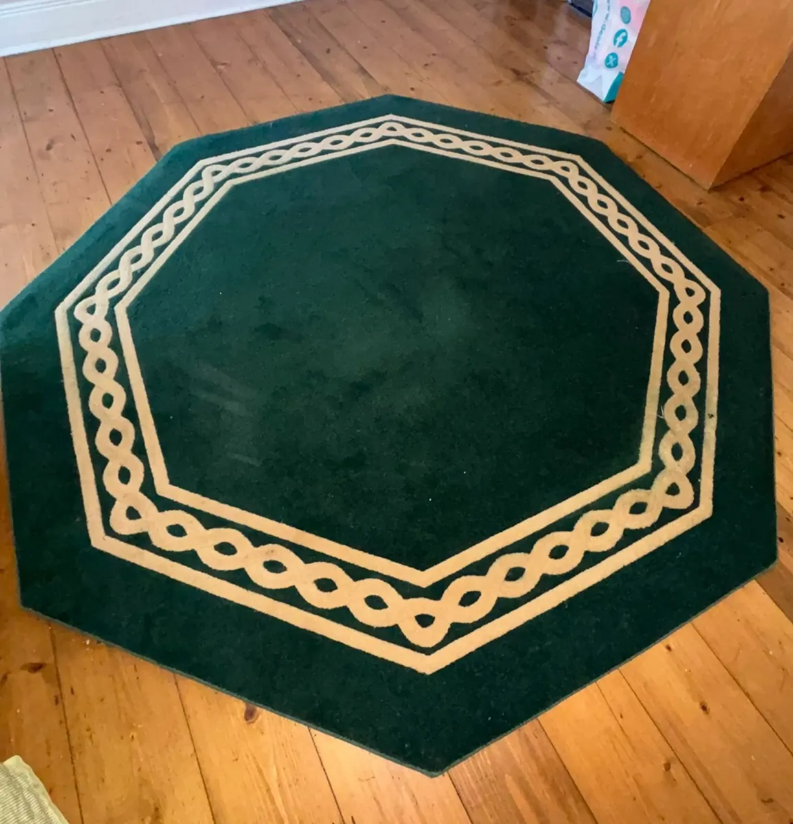 Octagonal Area Rug - Image 4