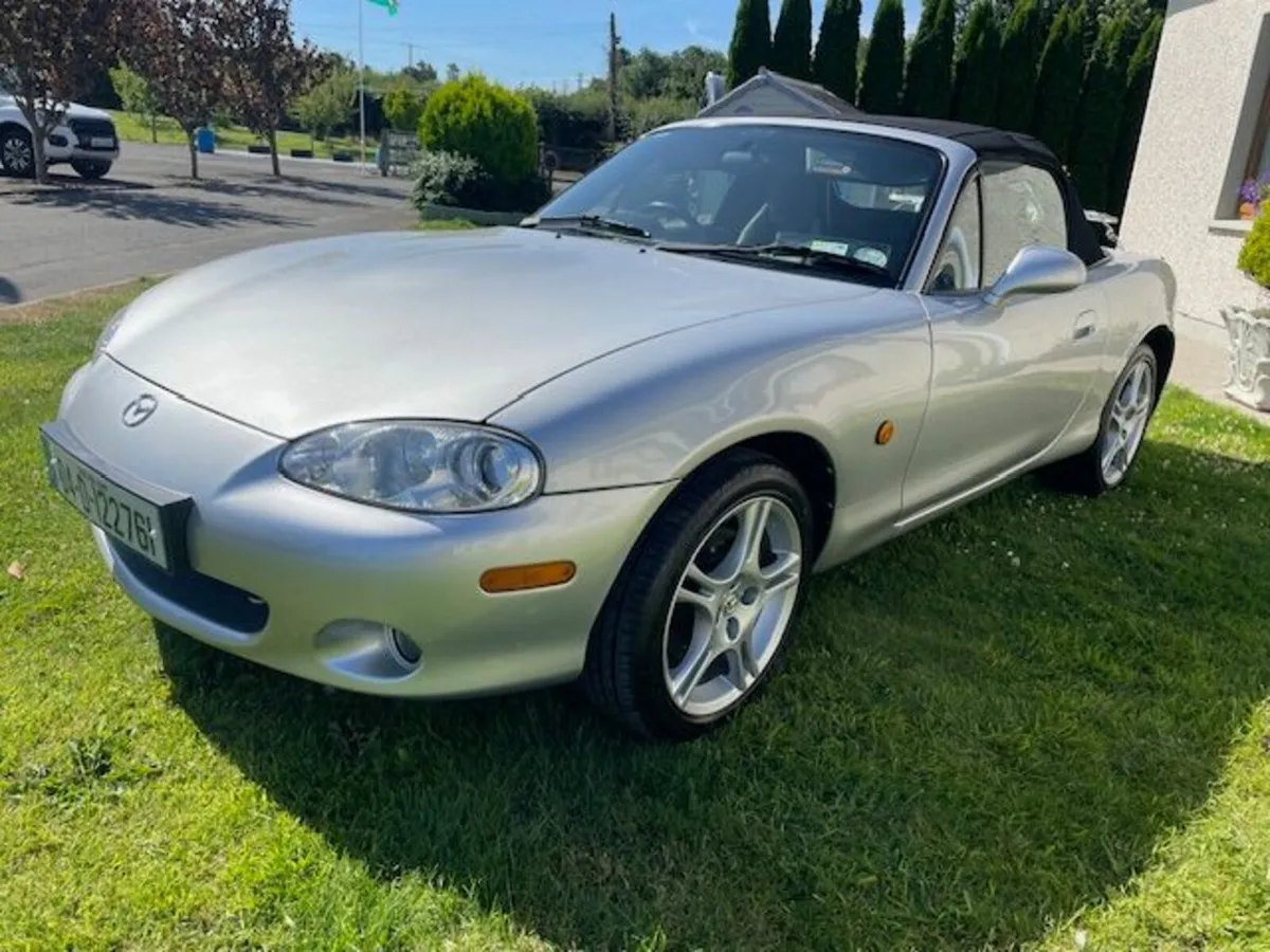 Mazda MX-5 2004 - Image 2