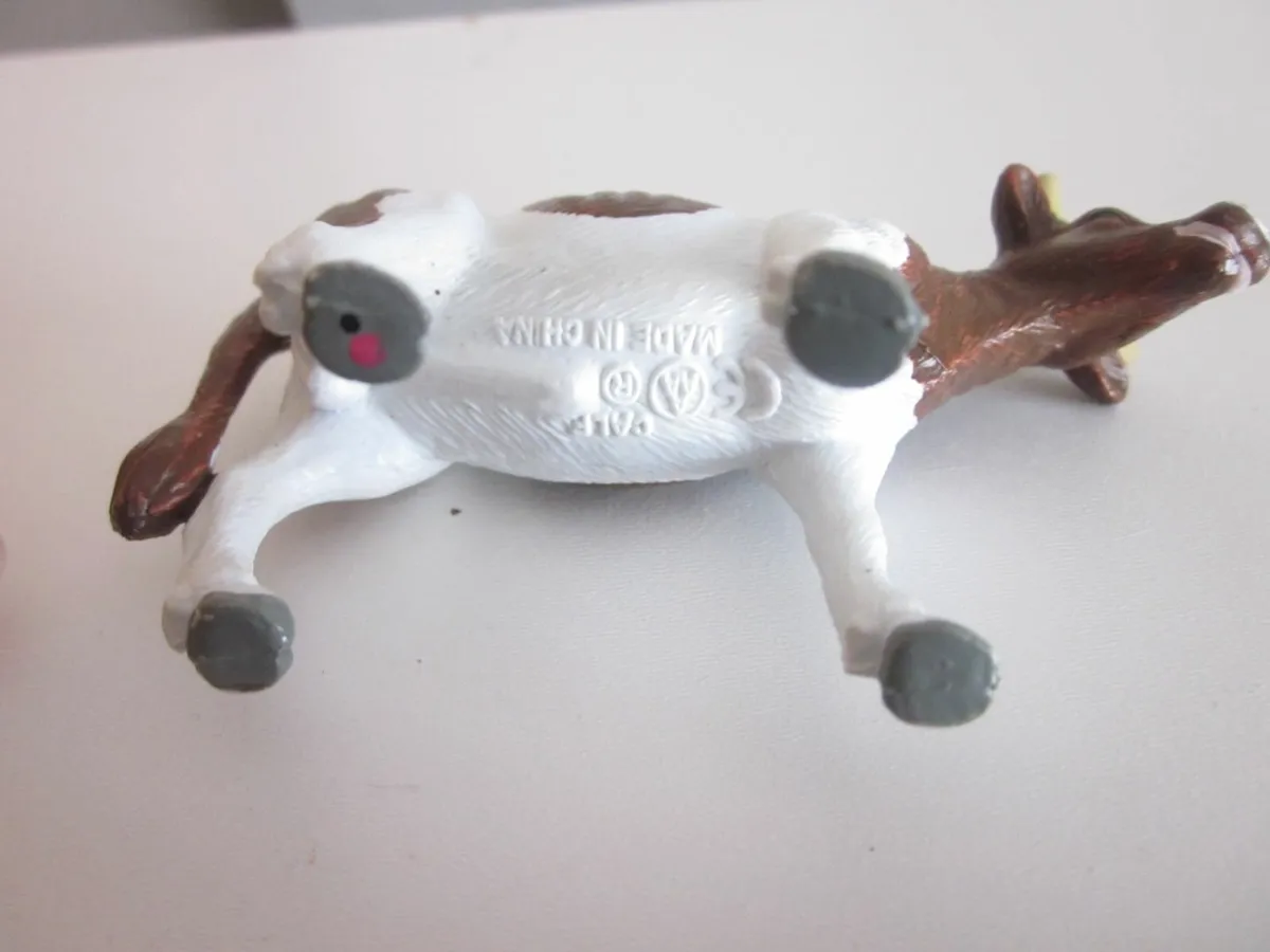 ELC Farm Animals Piglet/Calf Figs. - Image 4