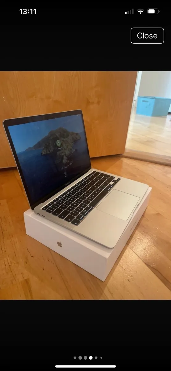 MacBook Air 2020 13.3” - Image 1