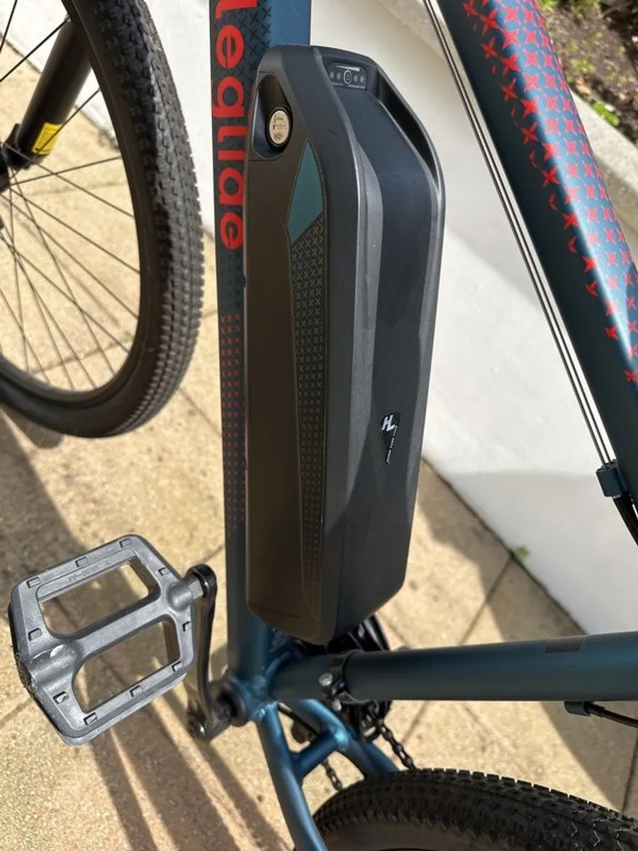 Mi Eleglide M1 Electric Mountain bike + Accessories - Image 3