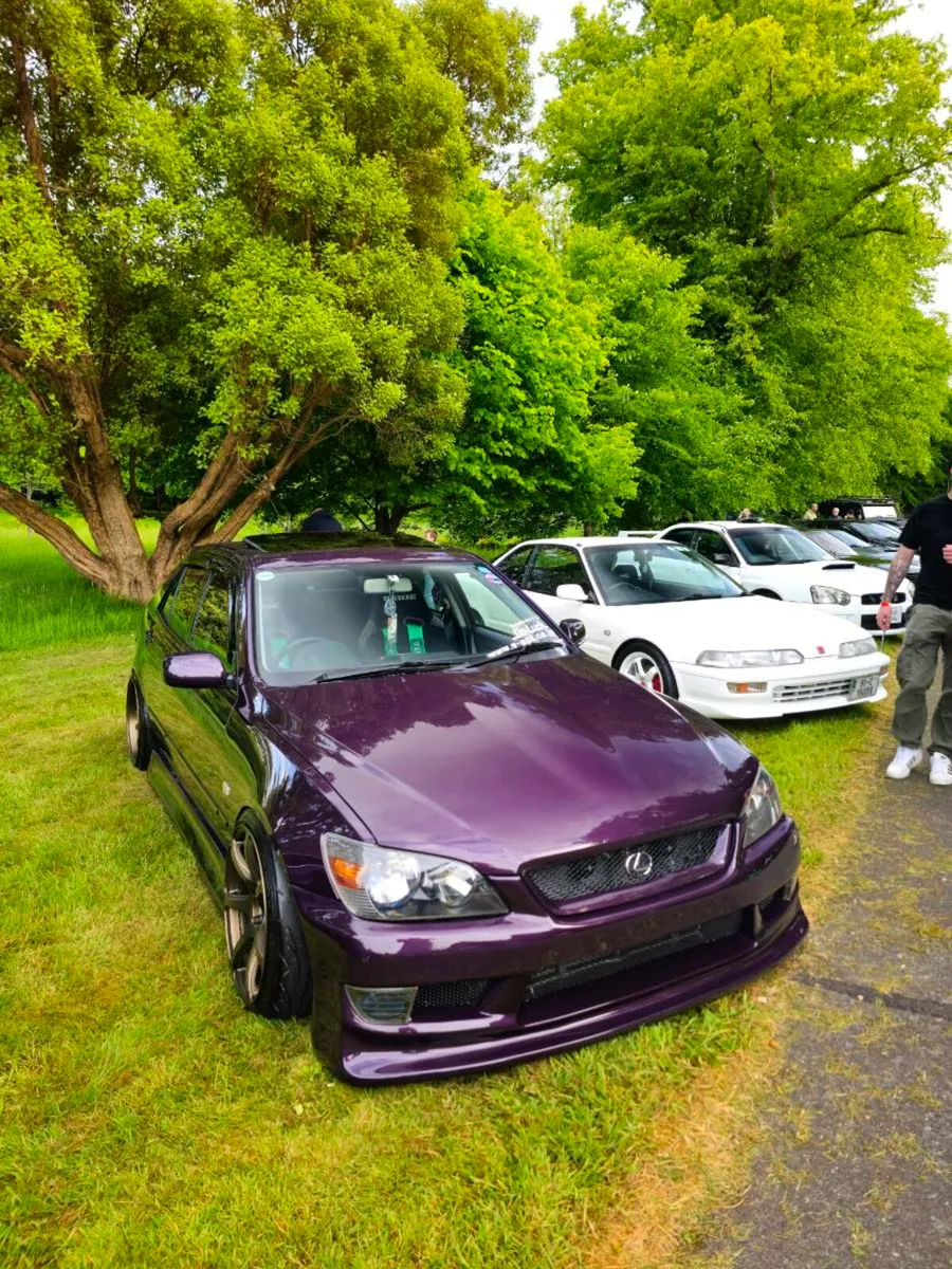 2002 Lexus Is200 Sport - Image 1