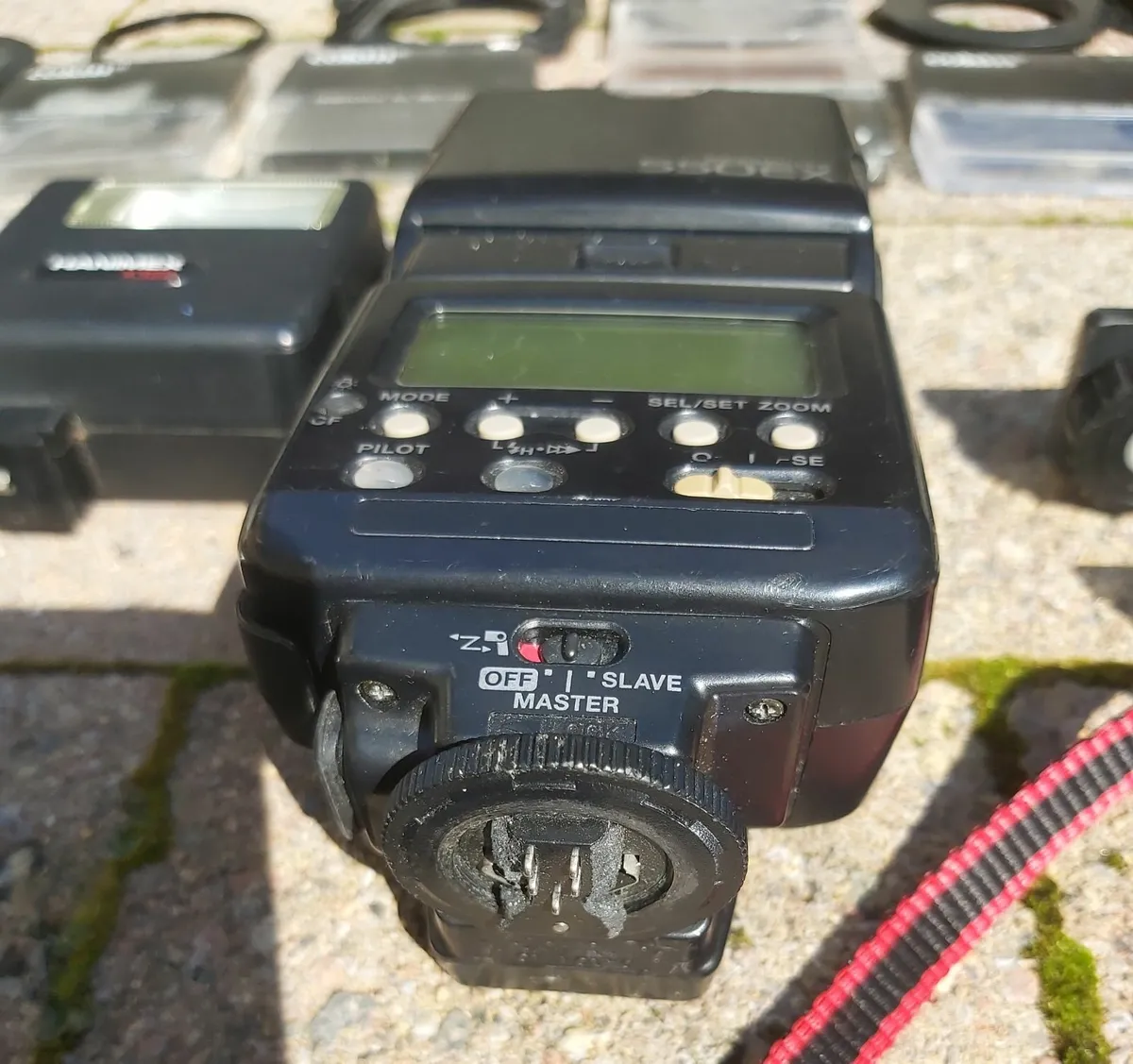 Canon 550 flash for repair or parts. - Image 4