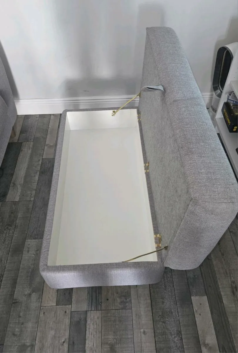 2 seater couch and matching storage footstool - Image 3