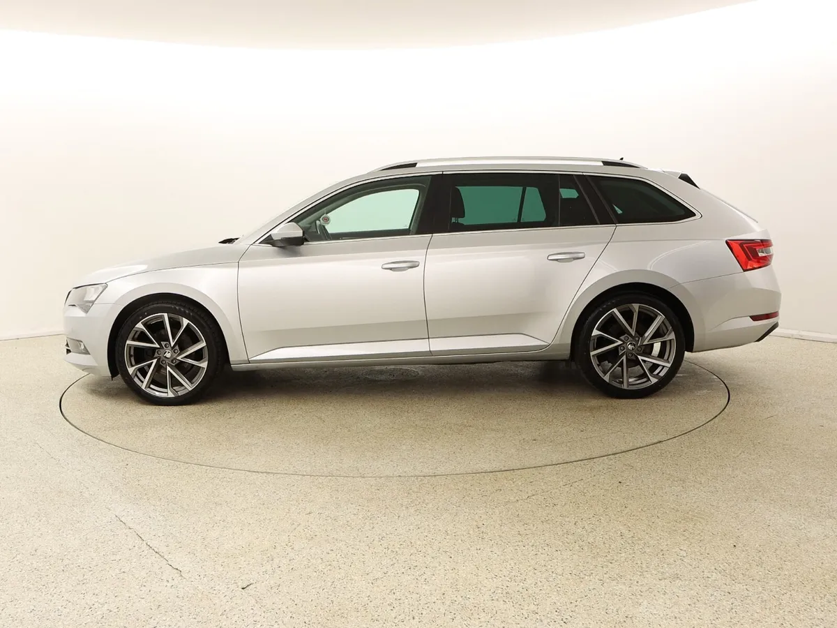 2019 SKODA SUPERB 2.0 TDI SE TECH 150 BHP LEATHER - Image 4