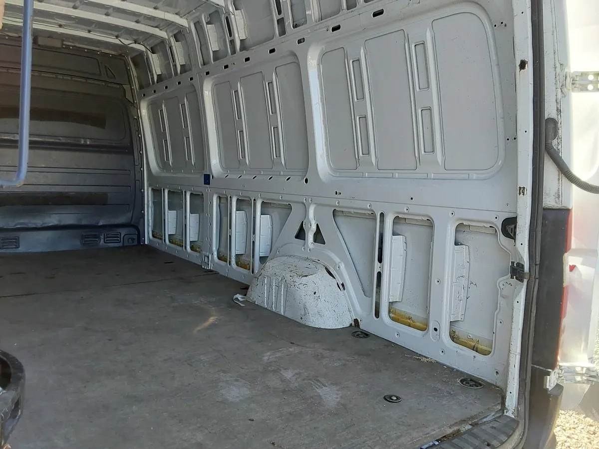 Mercedes-Benz Sprinter 2012 - Image 4