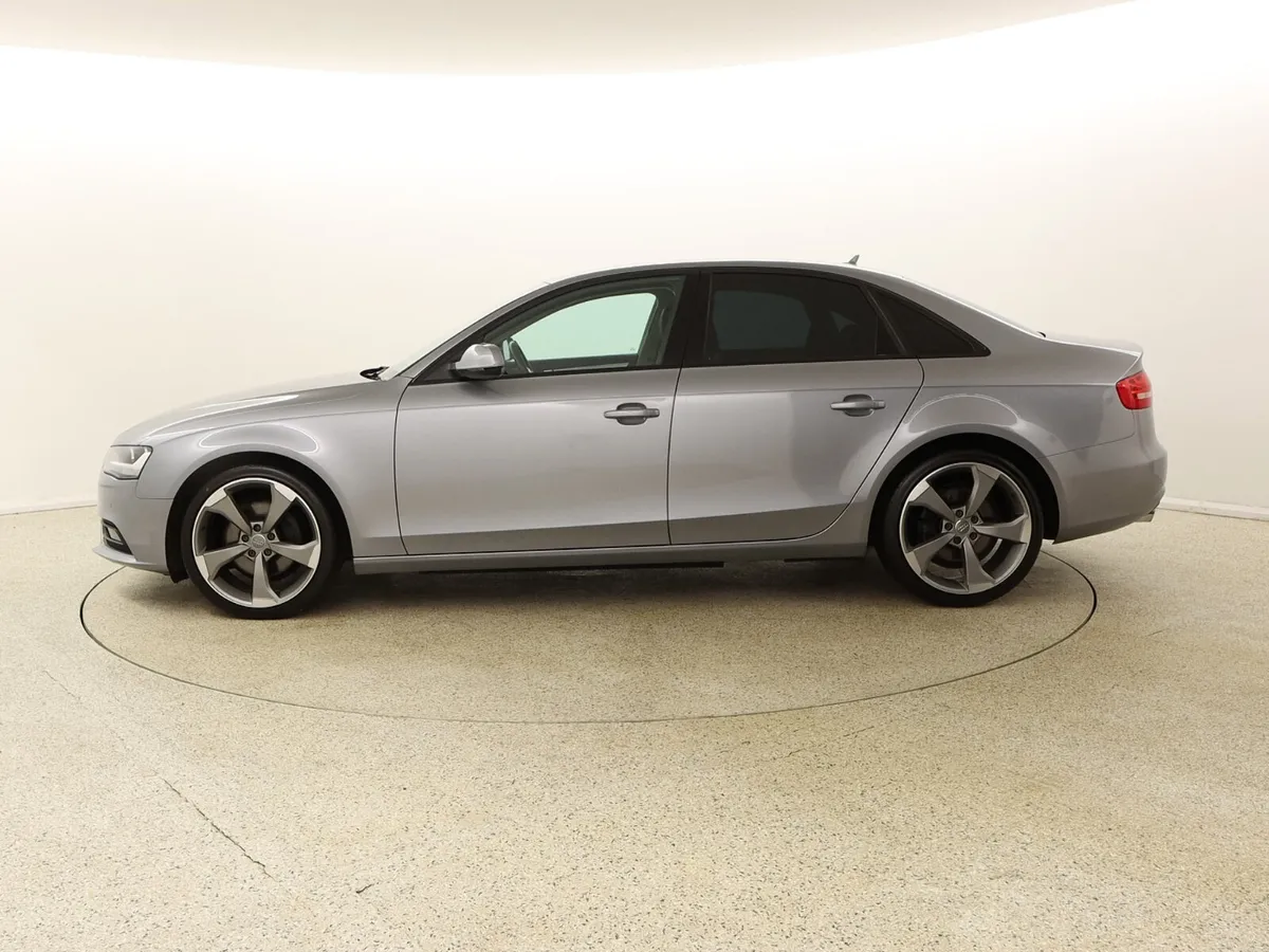 2015 AUDI A4 2.0 TDI ULTRA SE 163PS BLACK EDITION - Image 4