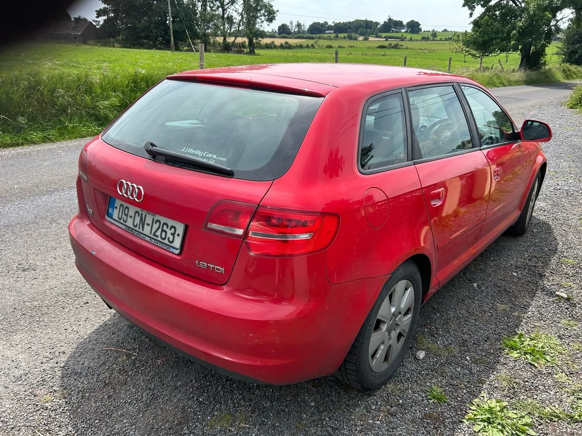 Car Audi - Image 4