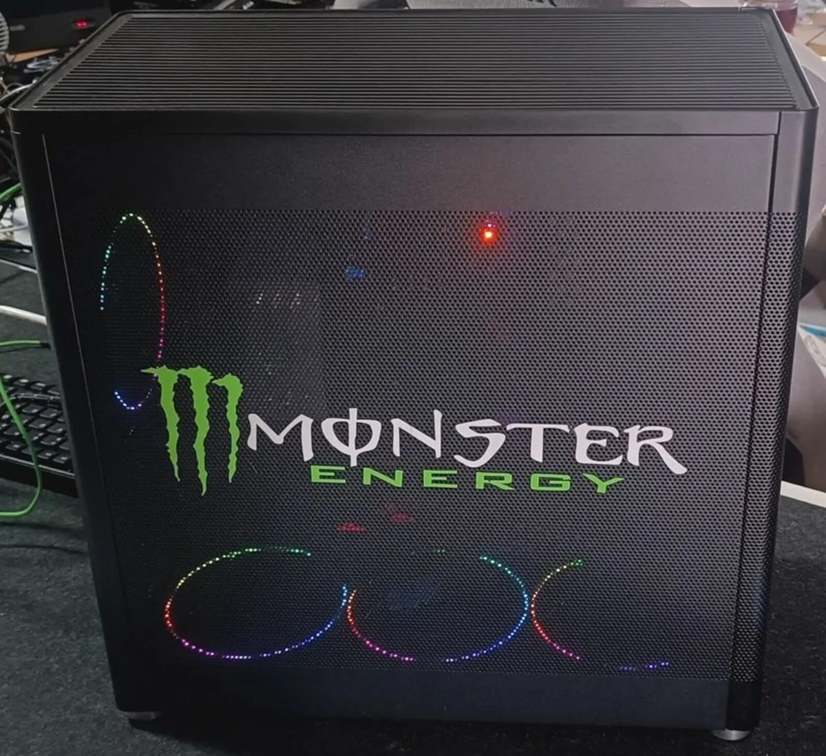 MeshPro Cheap i5 Vega 56 Gaming PC - Image 2
