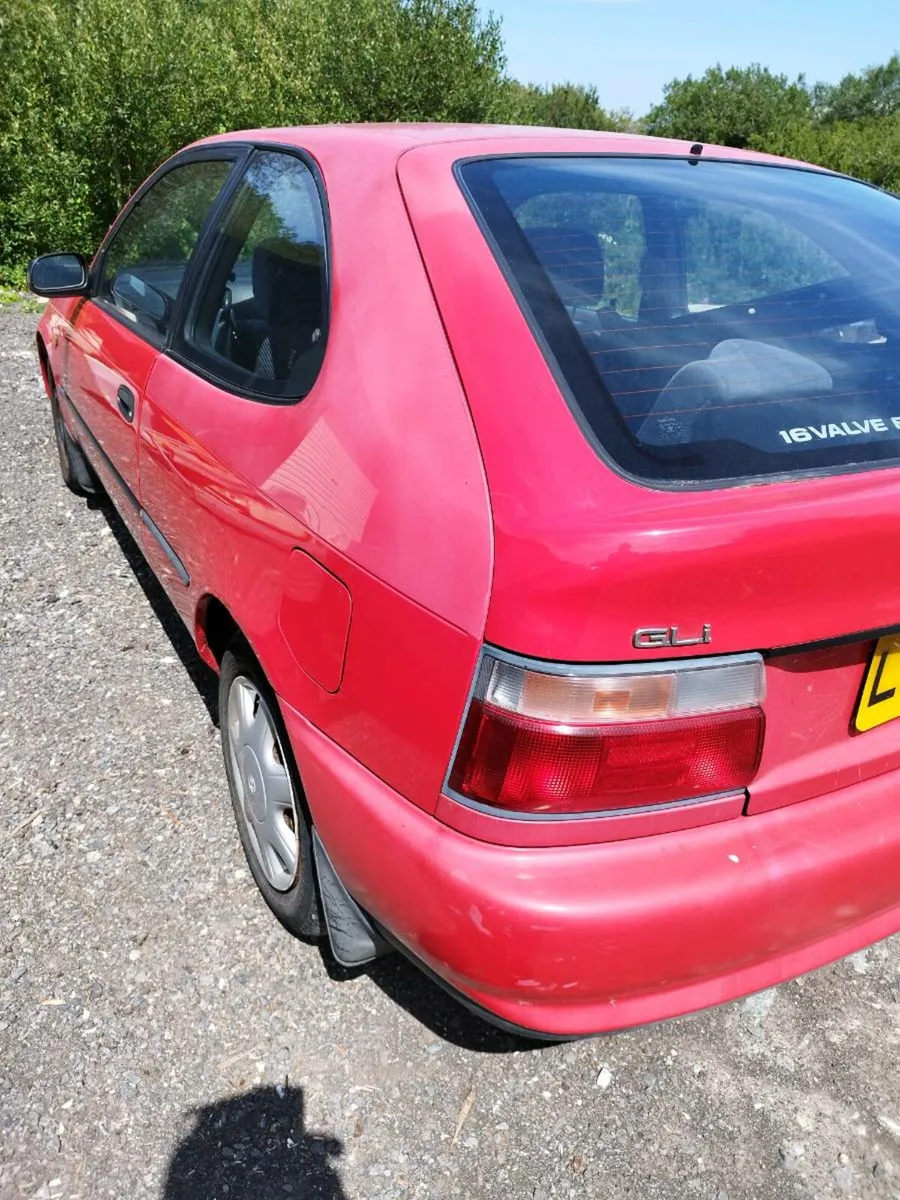 1993 Toyota corolla - Image 4