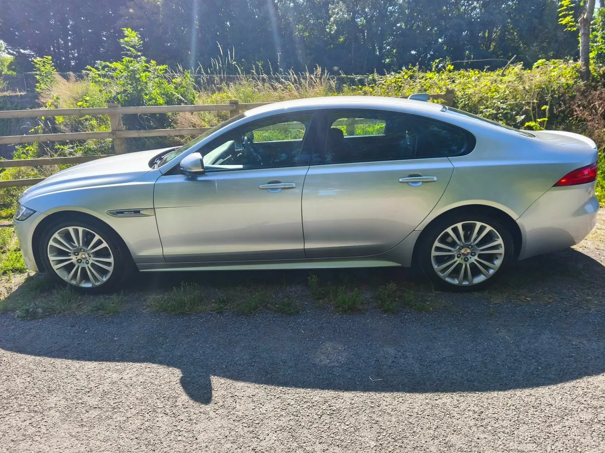 Jaguar XF 2018 - Image 4