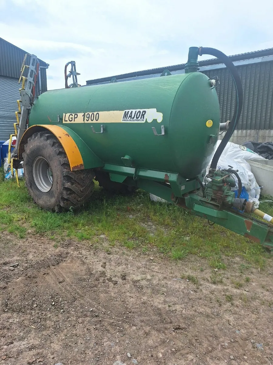 Major Vacuum Tanker - Image 1