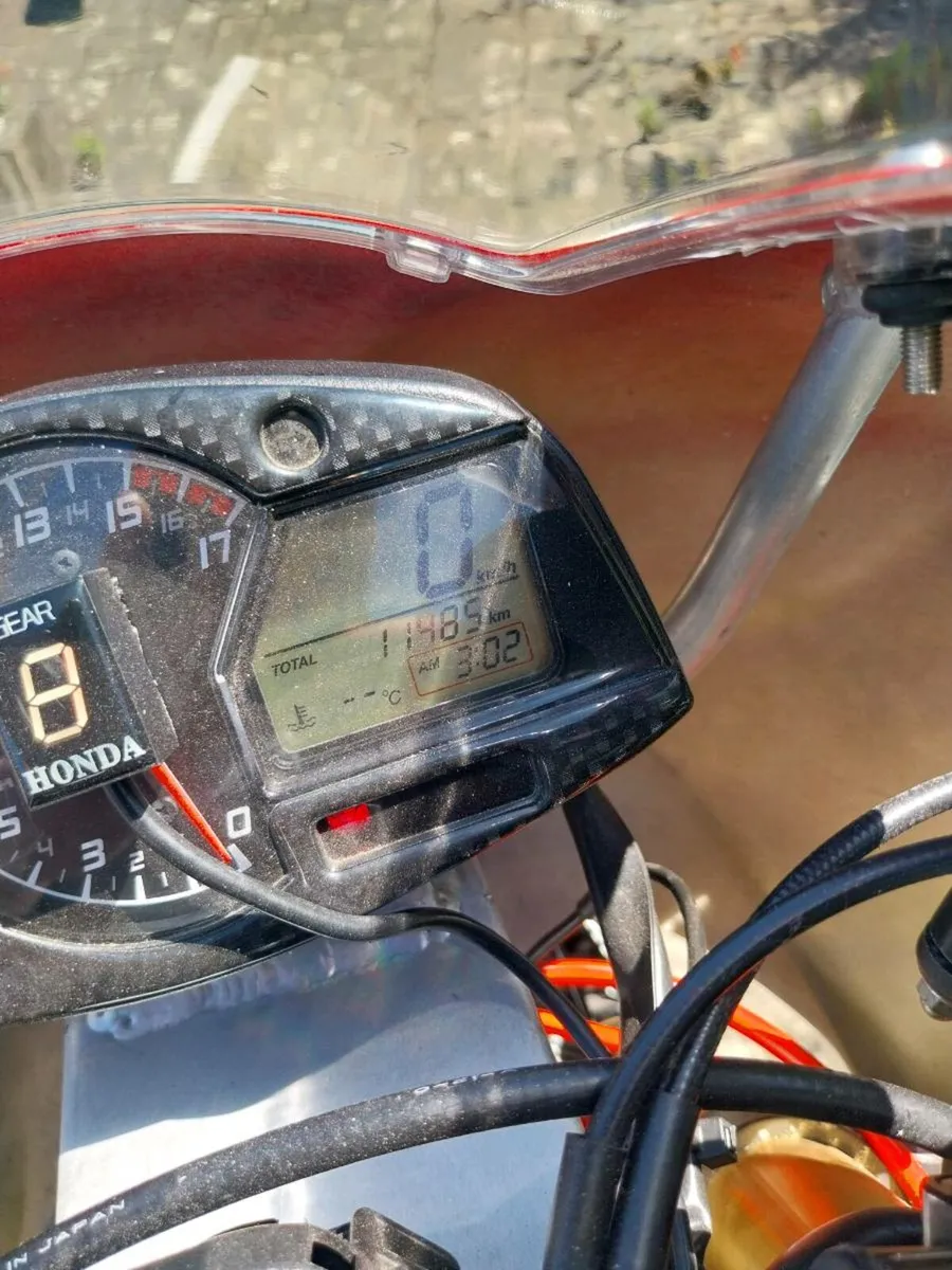Honda cbr 600rr track bike - Image 2