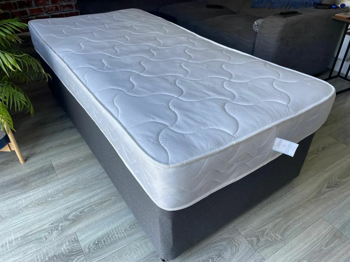 Foldaway single bed. - Image 3