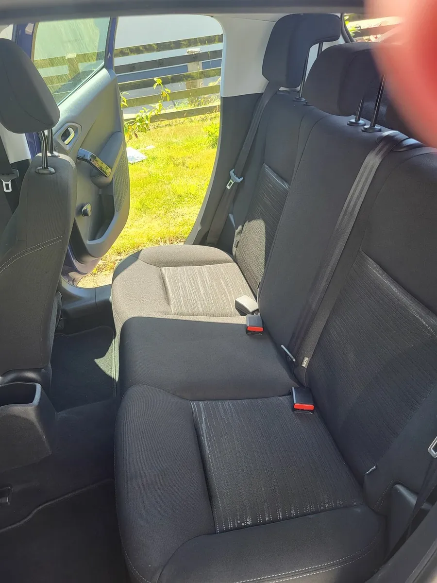 Peugeot 208 2016 - Image 3