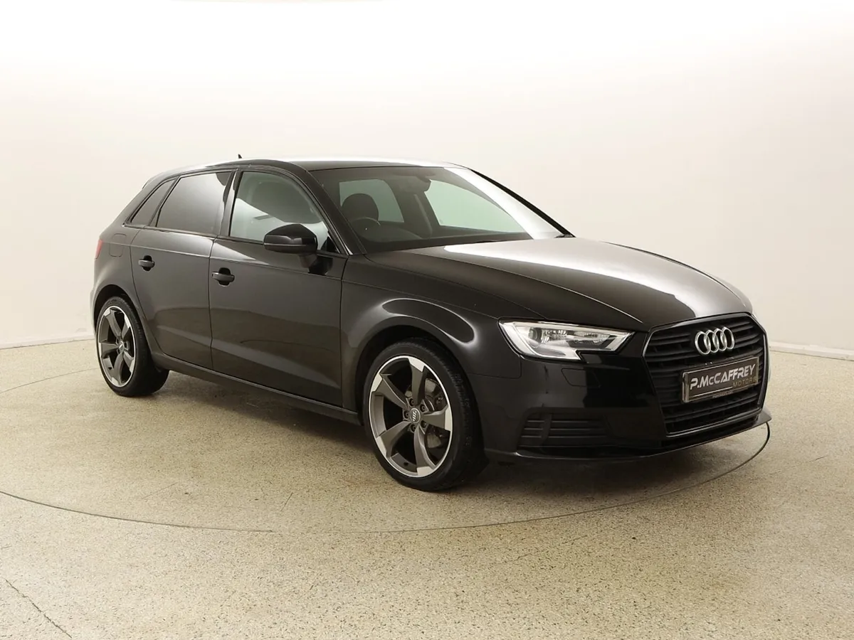 2017 Audi A3 1.6 TDI 116PS SE TECHNIK BLACK EDITIO - Image 1
