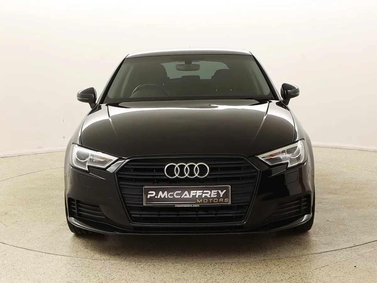 2017 Audi A3 1.6 TDI 116PS SE TECHNIK BLACK EDITIO - Image 2