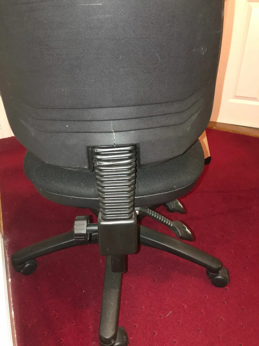 Office chair - Image 3