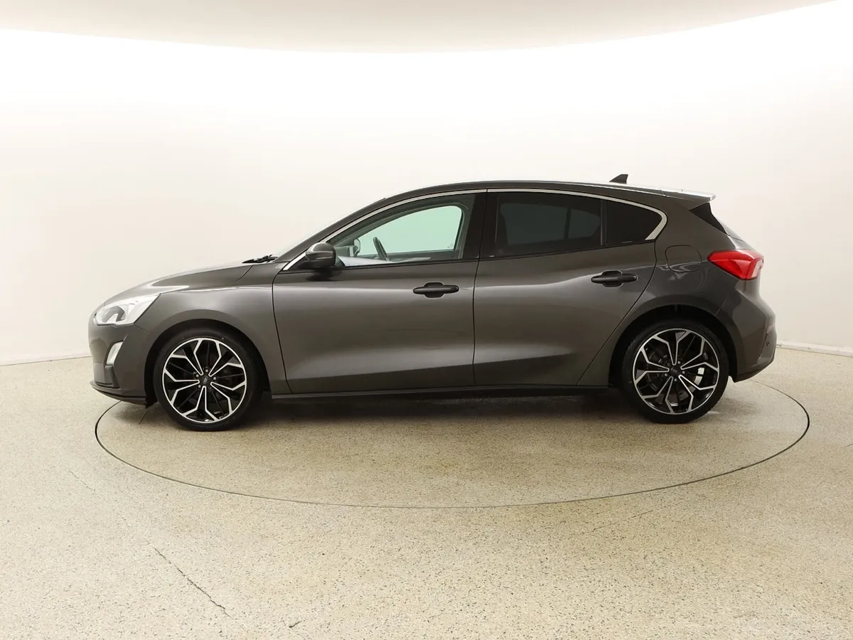 2019 FORD FOCUS TITANIUM 1.5 TDCI 120 BHP ECO - Image 4