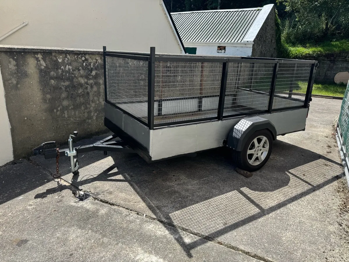 Single wheel axel trailer 9•5F by 5•5F - Image 2