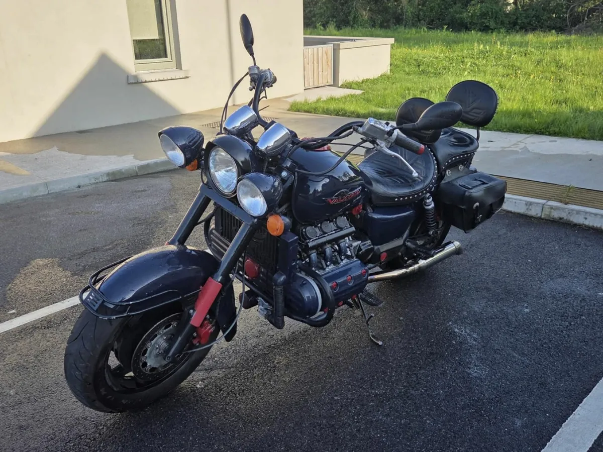 Unique Honda Valkyrie 1520 - Image 4