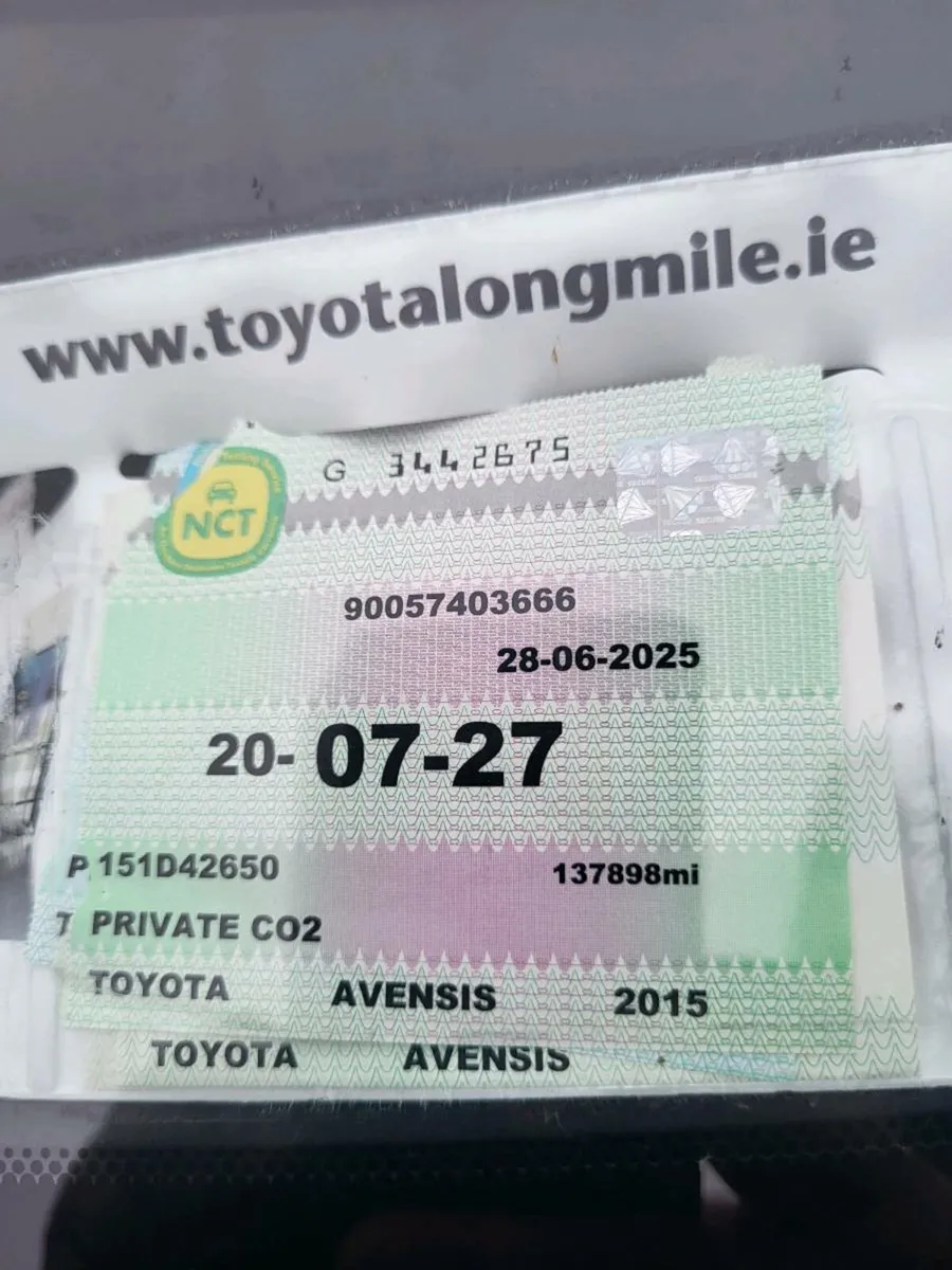 TOYOTA AVENSIS - Image 2