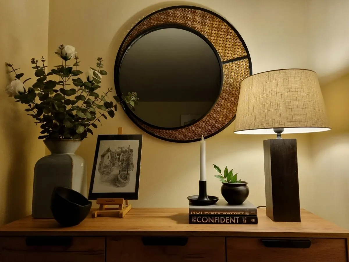 Wooden table lamp H55 - Image 4