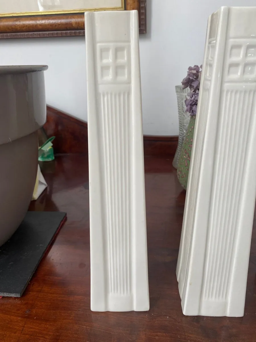3 Beleek Vases - Image 2