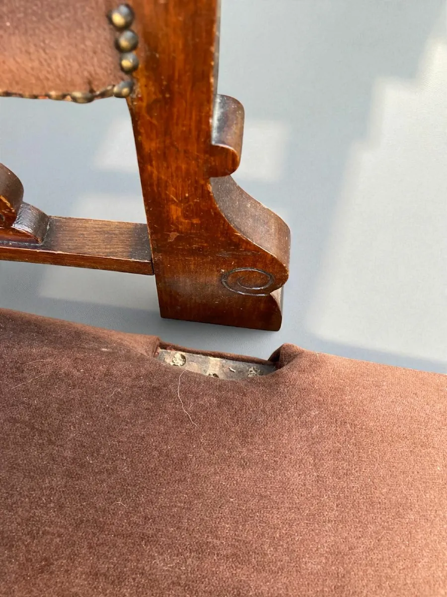 Antique Chaise Lounge - TLC Needed - Image 2