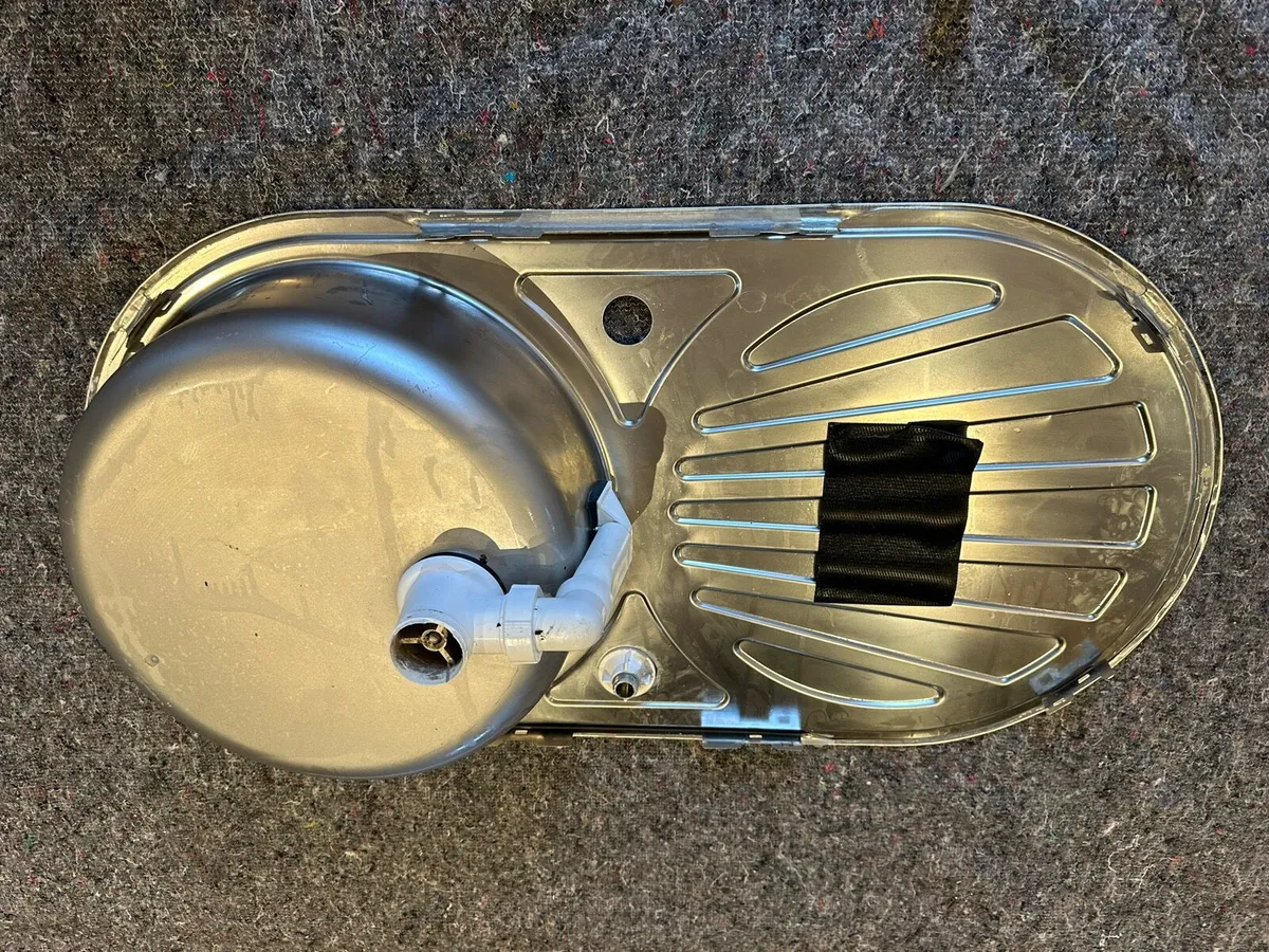 Kitchen sink with mixer tap - Image 1