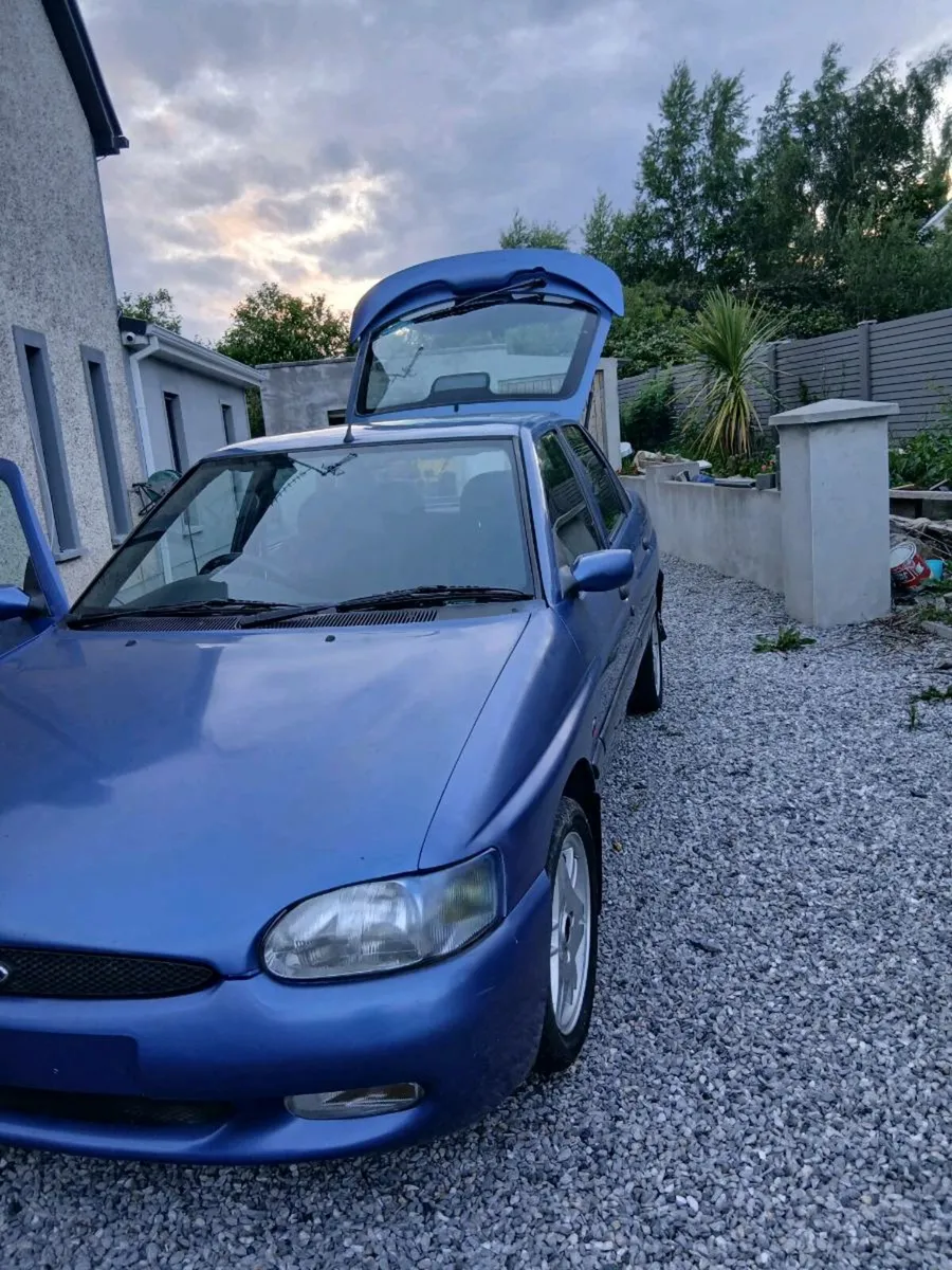 Ford Escort - Image 2