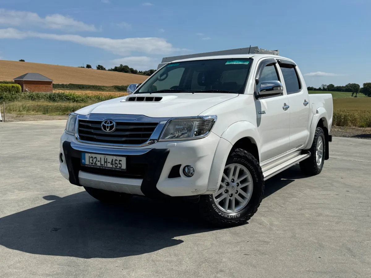 Toyota Hilux 2013 - Image 2