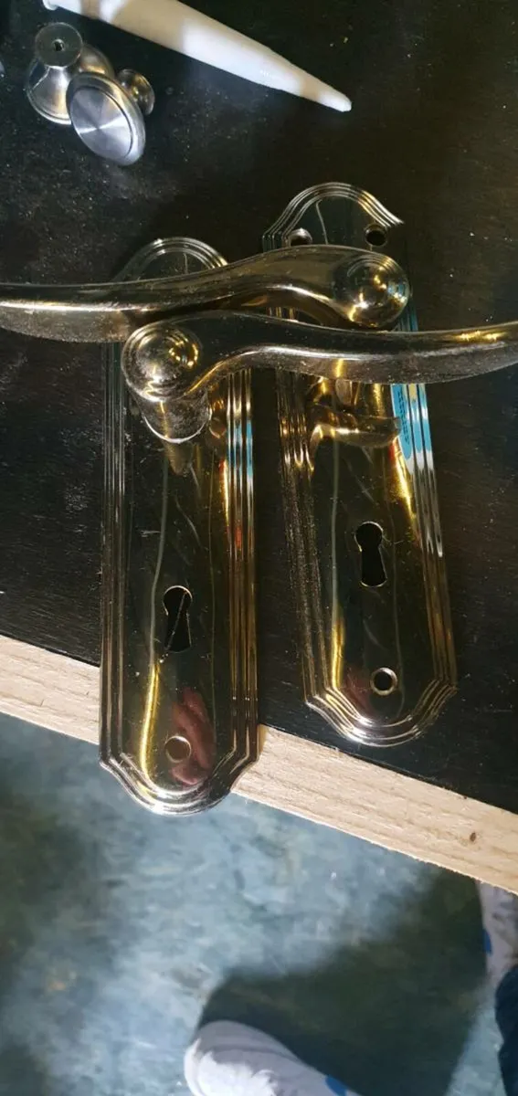 Door handles - Image 3