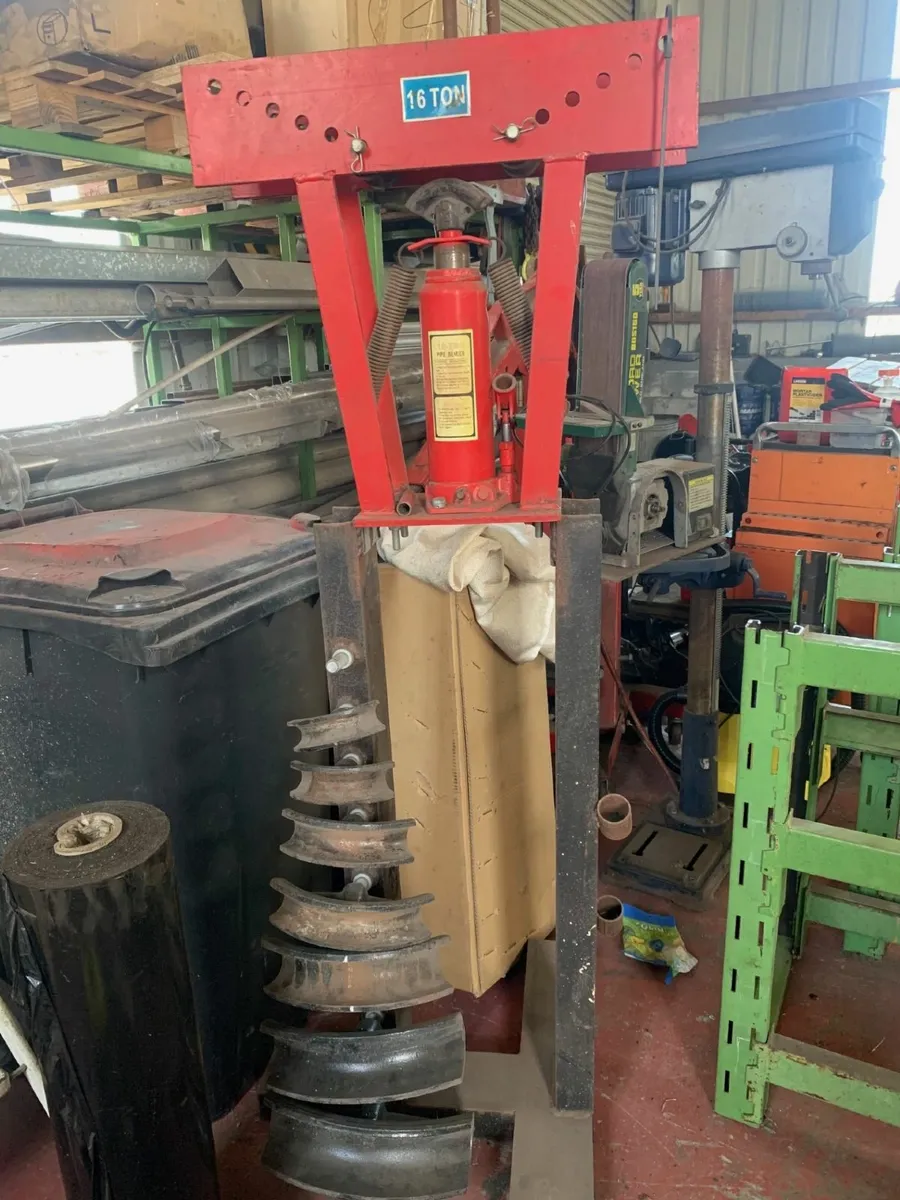 Pipe Bender