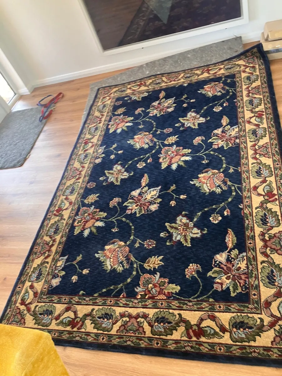 Floor rug 2.25 m  x 1.6m