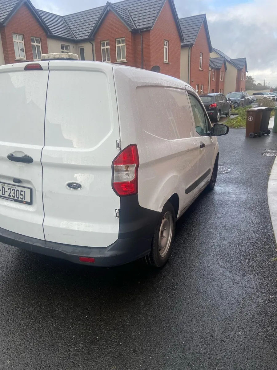 Van - Image 3
