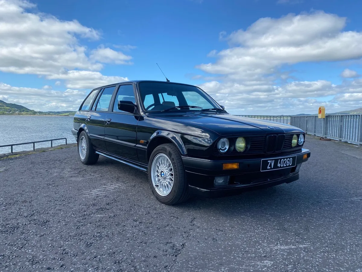 BMW 3-Series 1990 (E30) - Image 1