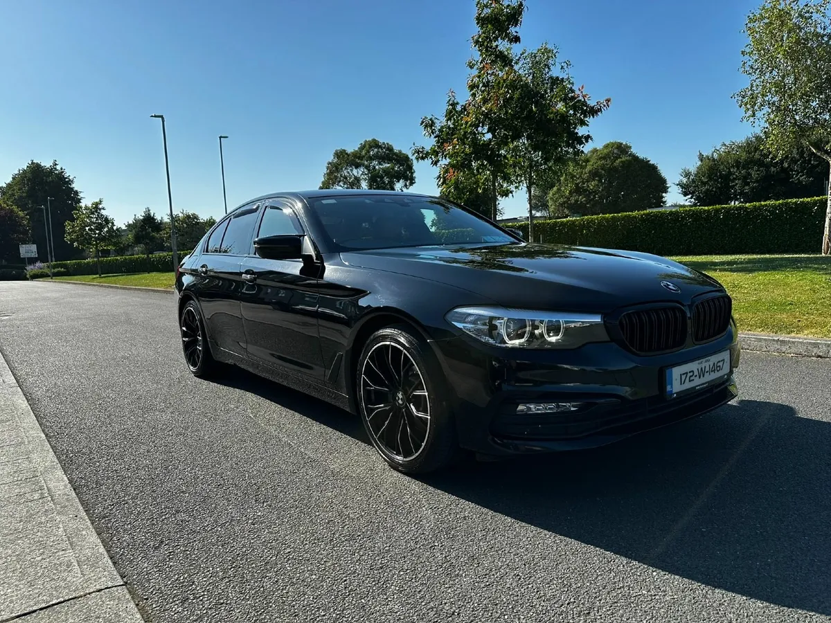 BMW 5-Series 2017 - Image 1