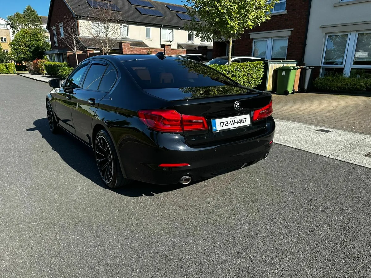 BMW 5-Series 2017 - Image 4