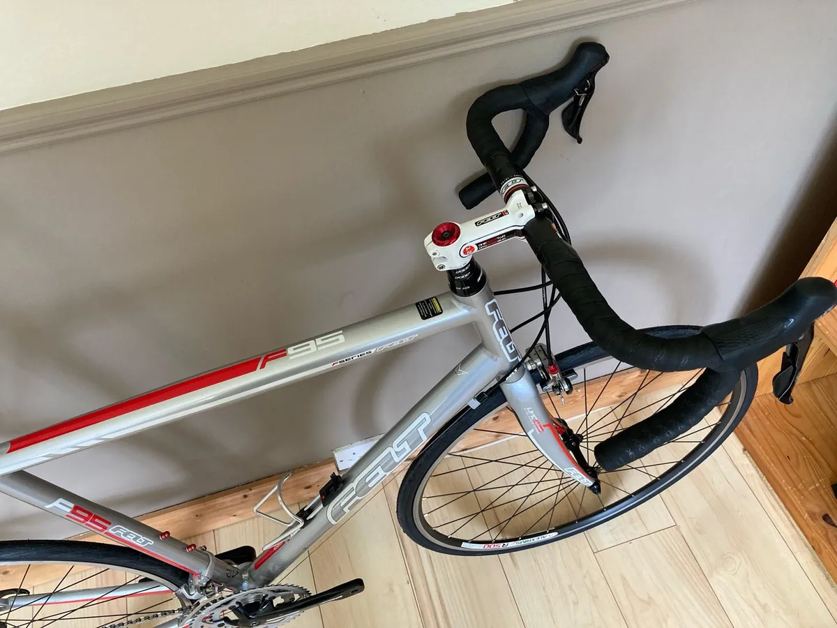 Felt F95 Road Bike - Image 4