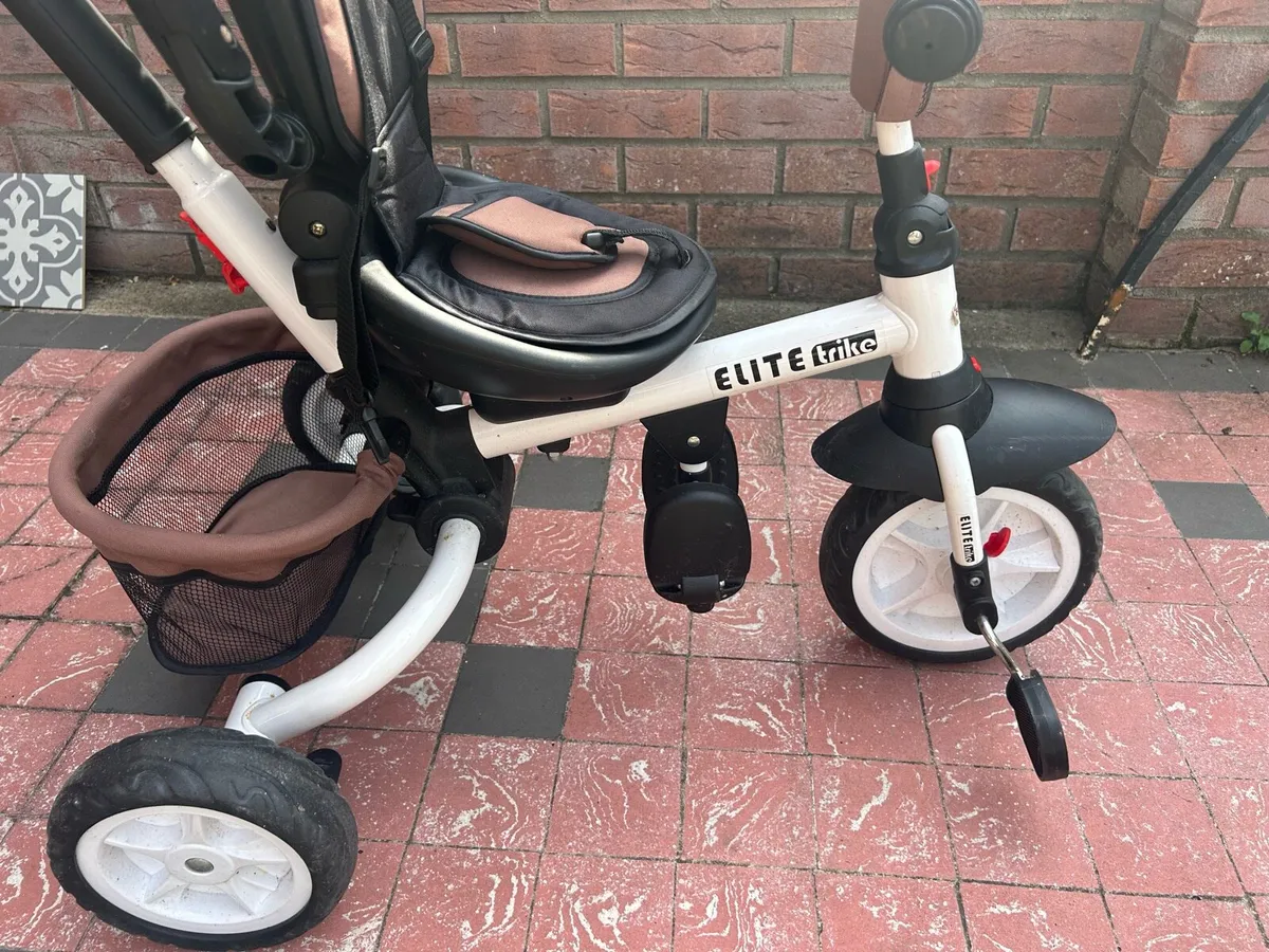 3 in 1 balance bike/ peddle bike and push bike - Image 3