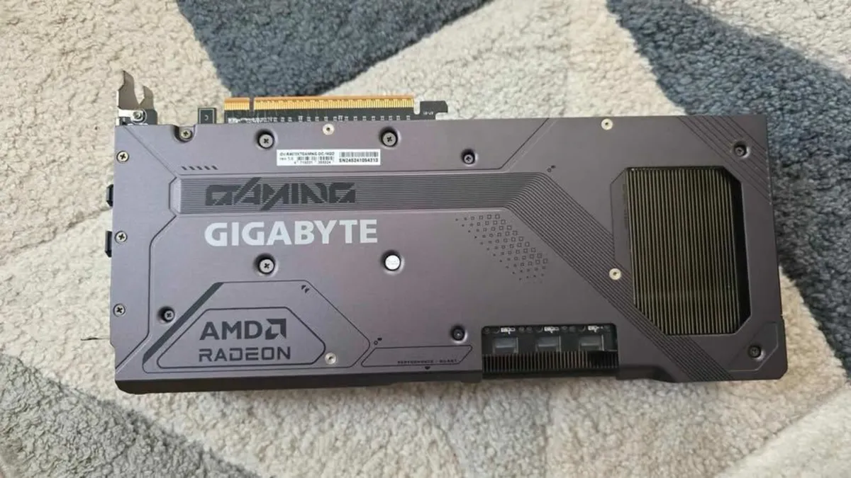 AMD Radeon RX 9070 XT Gigabyte gaming OC - Image 4